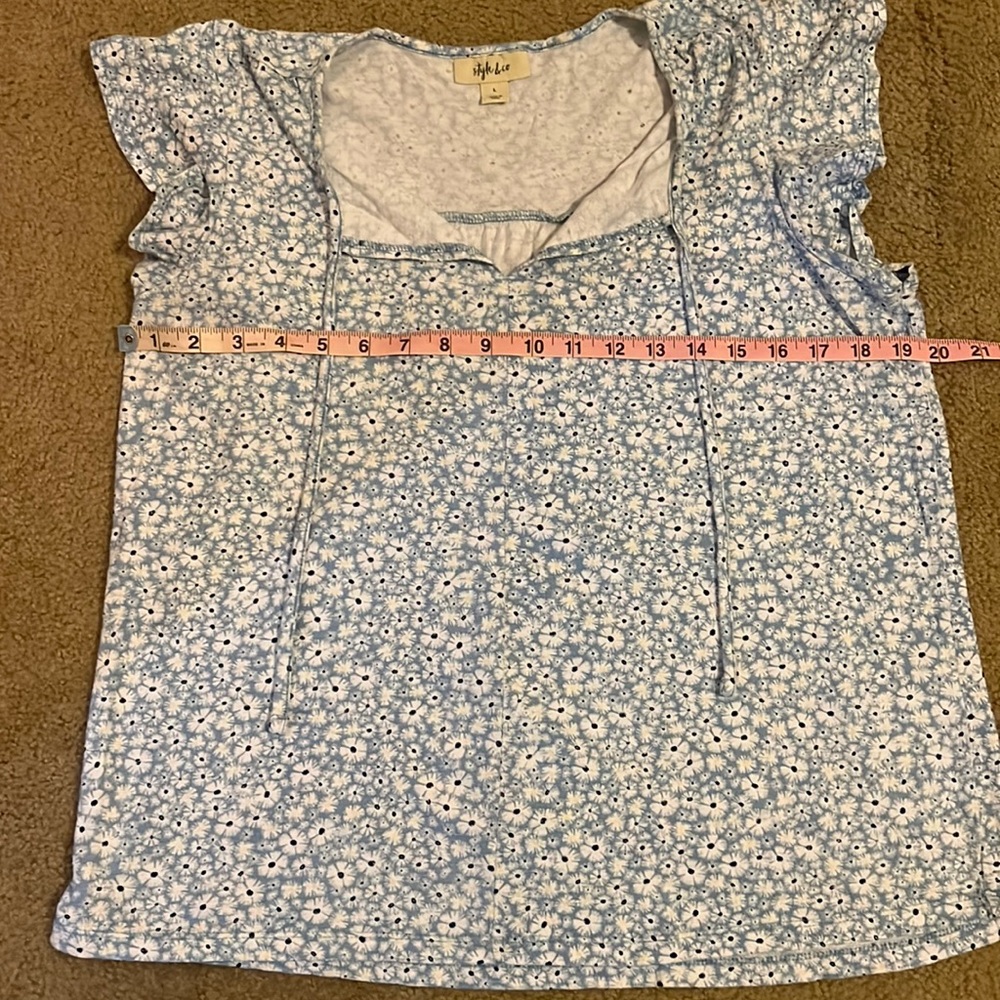 Style & Co Blue Flower Butterfly Sleeve Blouse - Large